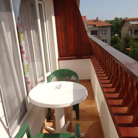 Πανσιόν Rosa