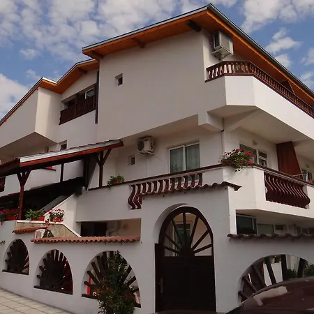 Rosa Pensiune Kiten (Burgas)