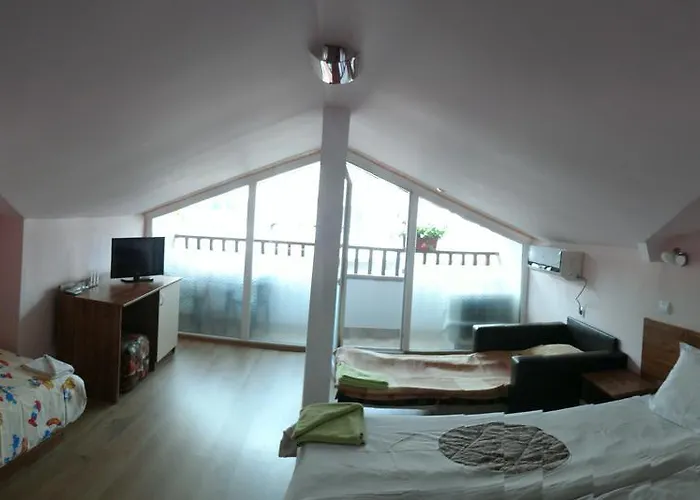 Rosa Vendégház Kiten